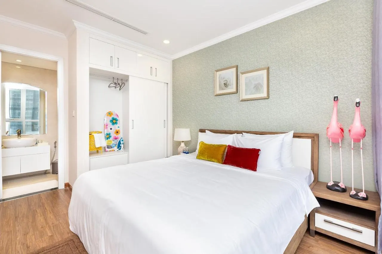Hoasun Boutique Apartment - Vinhomes Central Park Vietnam